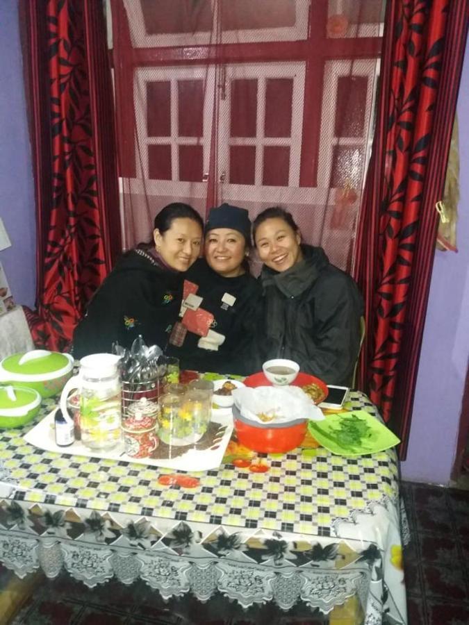 Parvi Homestay ダージリン エクステリア 写真